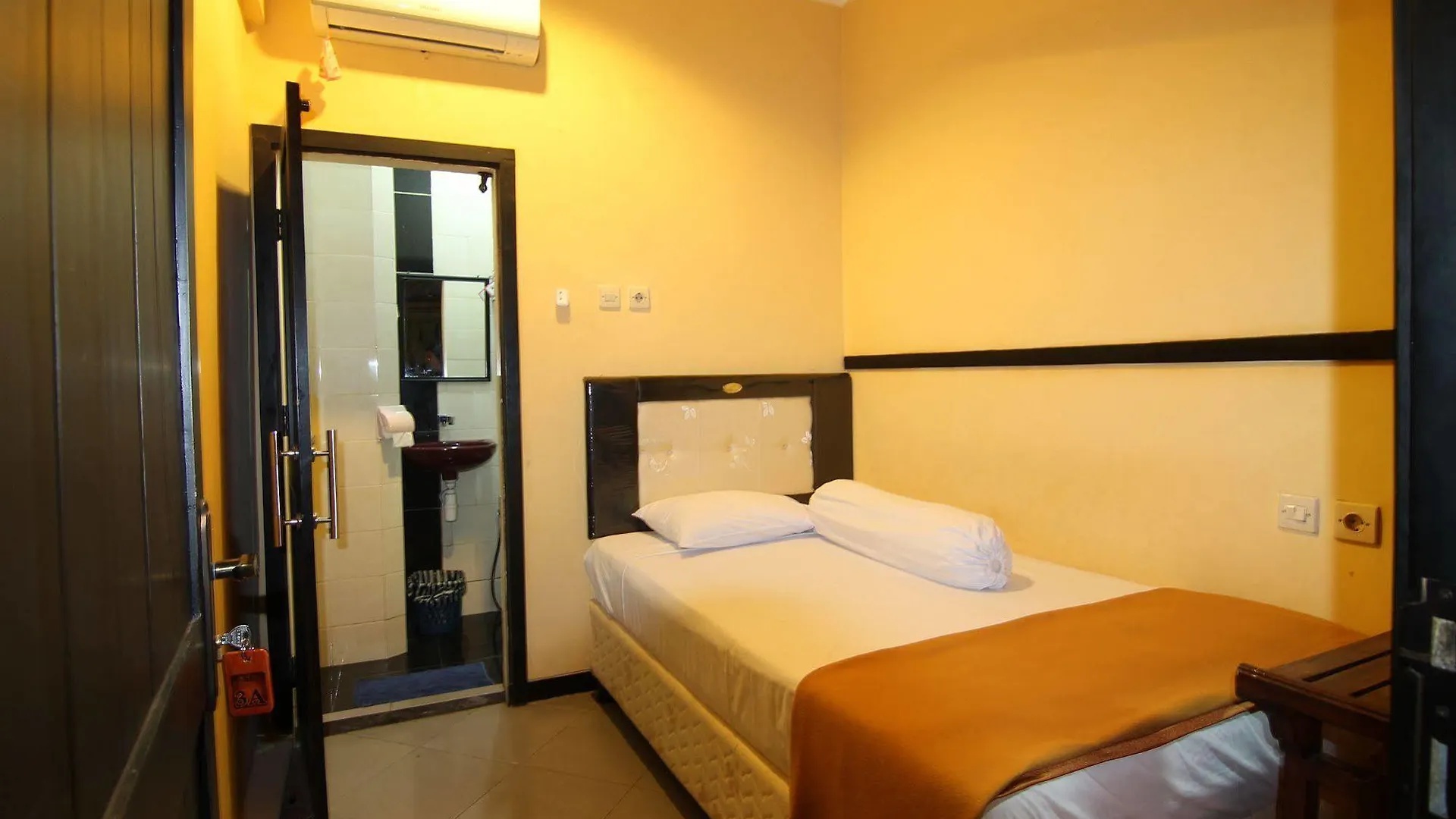 Ct1 Bali Bed & Breakfast Kuta  Kuta (Bali)