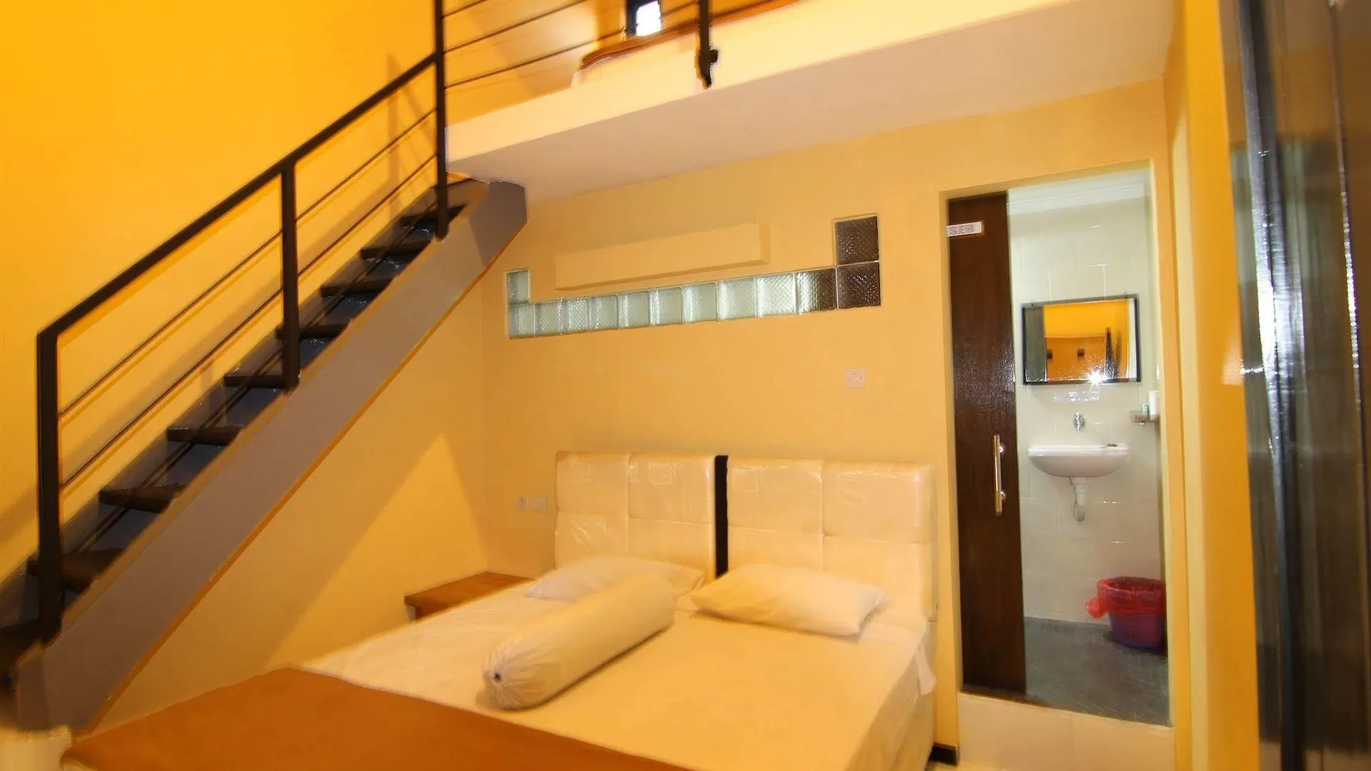 Ct1 Bali Bed & Breakfast Kuta  Indonesia