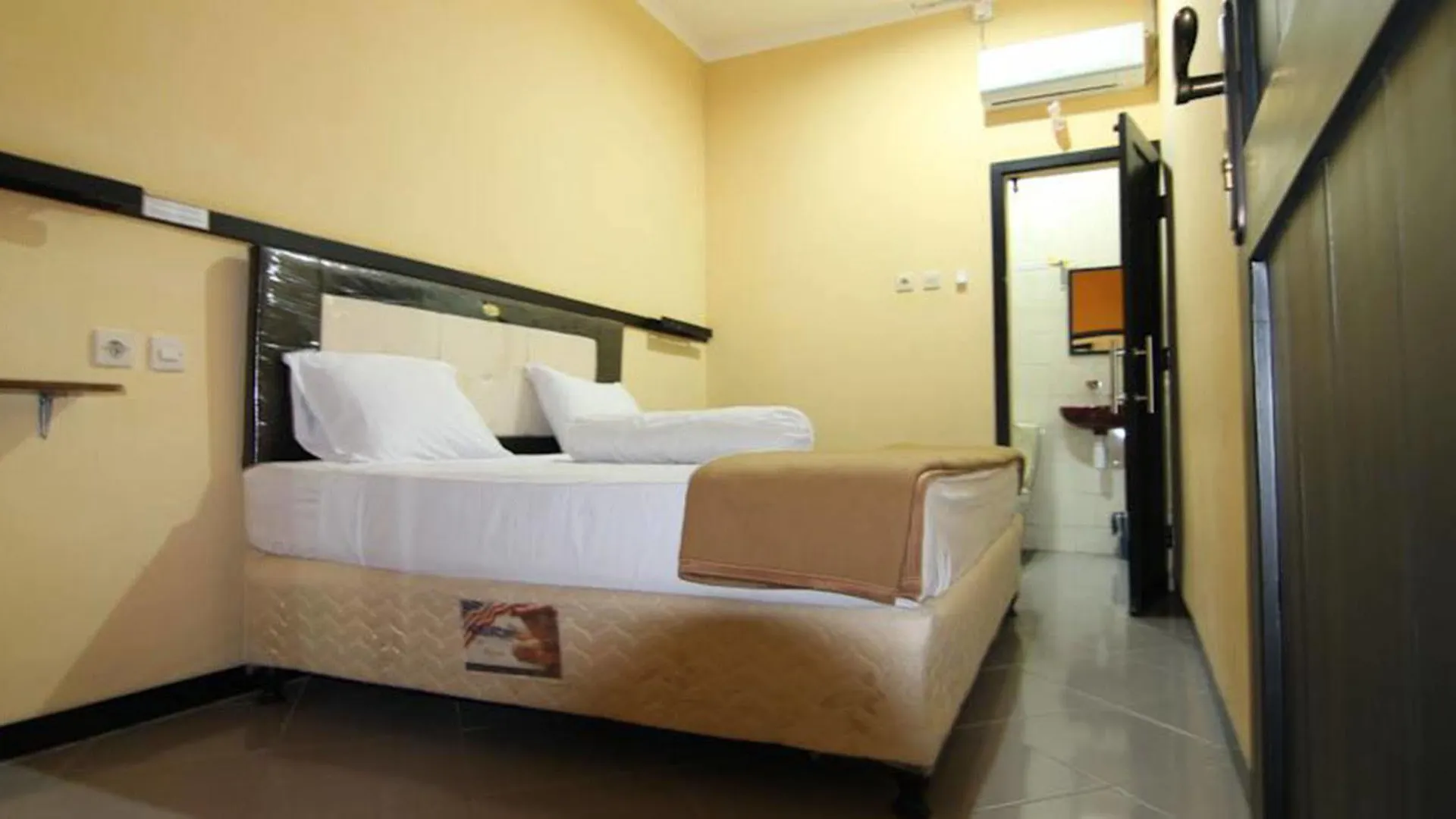 Ct1 Bali Bed & Breakfast Kuta