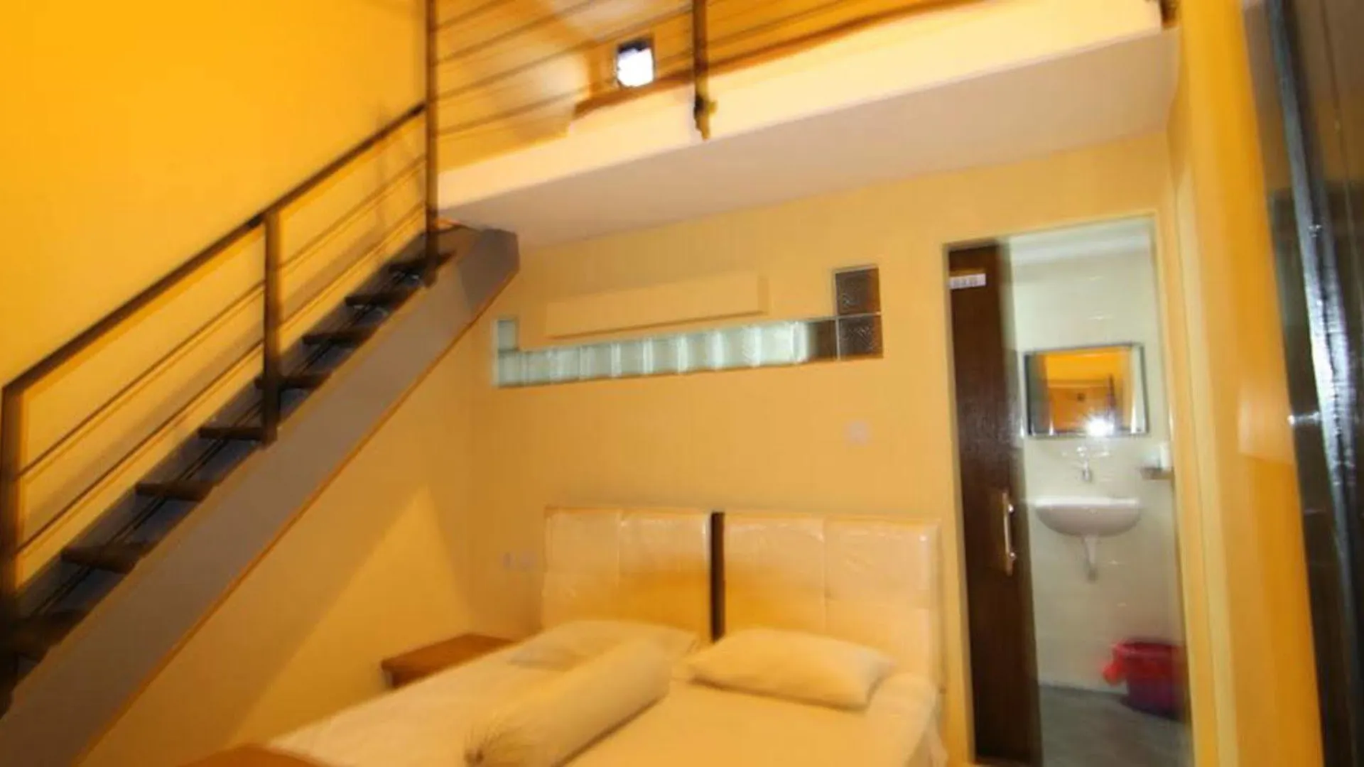 Ct1 Bali Bed & Breakfast 庫塔 0*,  印尼