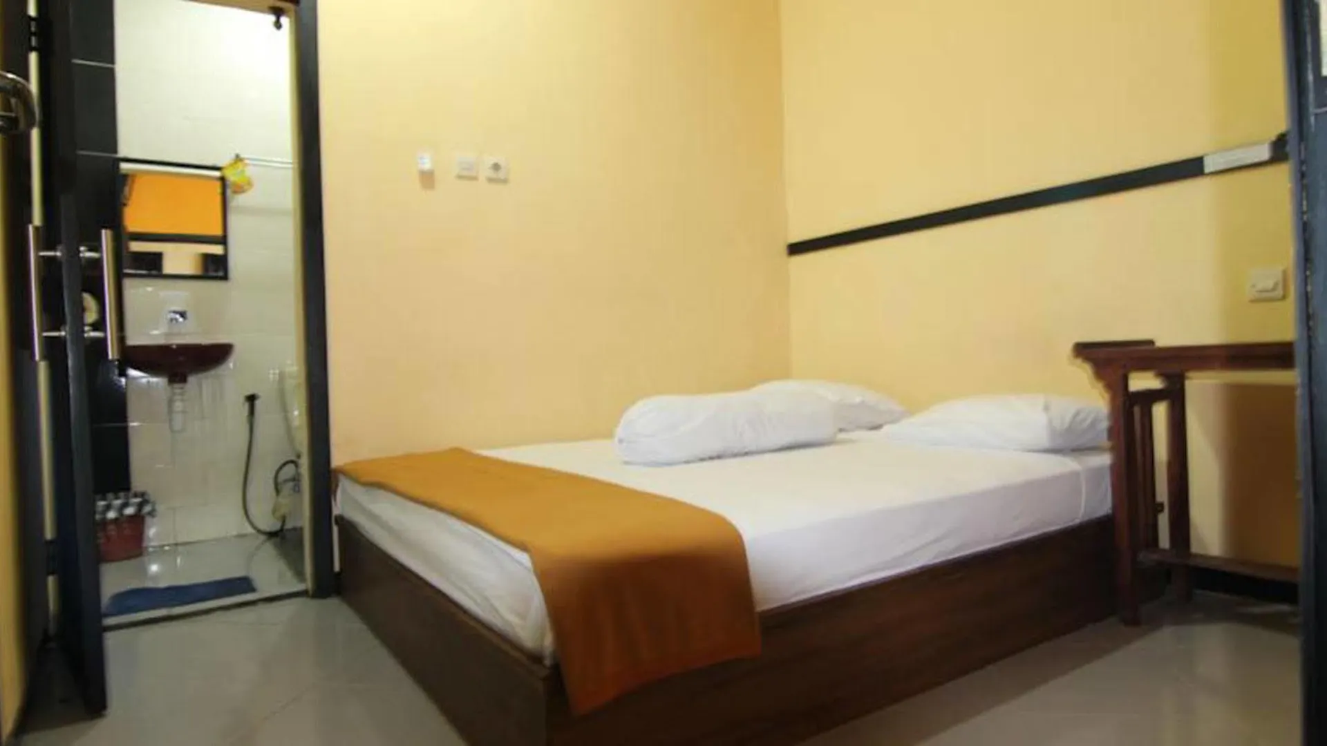 Ct1 Bali Bed & Breakfast Kuta
