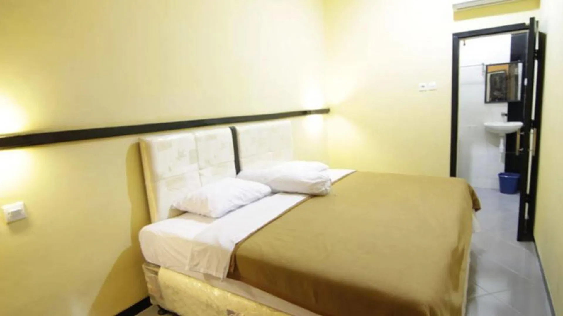 Ct1 Bali Bed & Breakfast Kuta  Indonesia